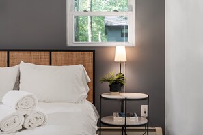 3 chambres, fer et planche à repasser, lit parapluie, Wi-Fi gratuit