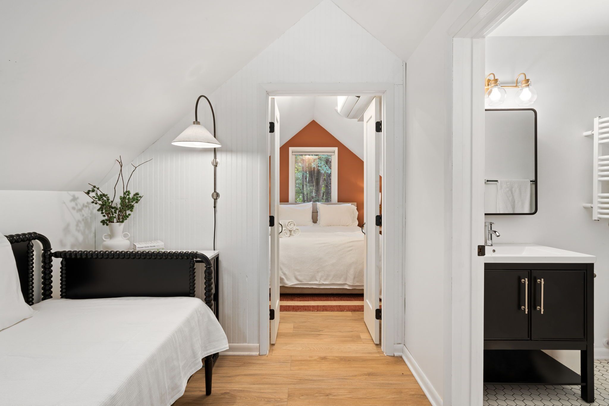 3 bedrooms, iron/ironing board, travel crib, free WiFi