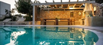 Elia | Cycladic Three-Bedroom Villa with Private Pool and Sea View