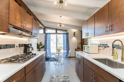Mid-Century Style & Class In Quiet NE Location