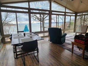 Interior - Waterfront Stay with Sandy Beach (Eufaula)