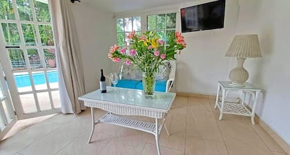 Villa de Lena - Cabana Room