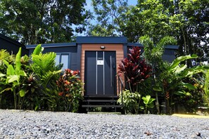 Studio exécutif | Coffre-fort, espace de travail pour ordinateurs portables