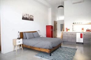 1 多间卧室、办公桌、熨斗/熨衣板、免费 WiFi