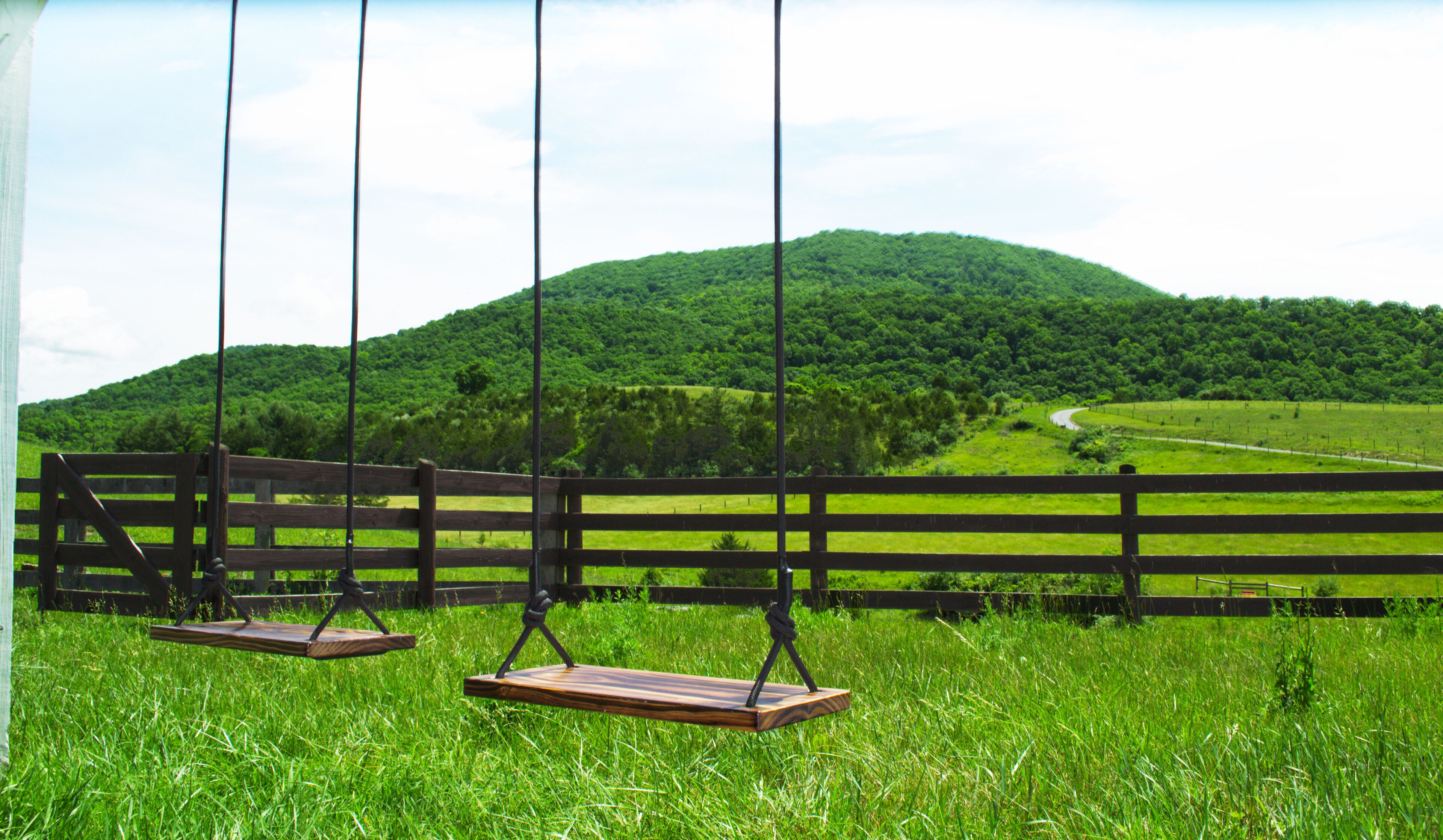 Large Comfy Mountain View House Near VT/Hiking