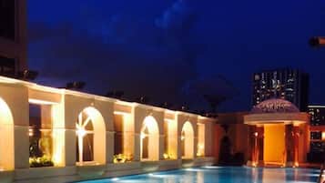 Piscine extérieure