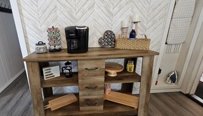 Interior - Cozy Up North Retreat in the Heart of Sault Ste. Marie. Pet Friendly! Hot Tub! (Sault Ste. Marie)