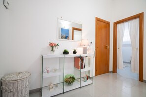 Interior - DIMORA LA GRECA Whole apartment -Free WiFi- Air conditioning (Puglia)