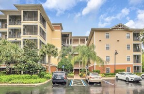 Exterior - 2BR Condo Close to Disney | Gated, Pool & Hot Tub (Kissimmee)
