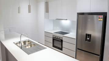 Signature Apartment, 3 Bedrooms | Private kitchen | Microwave, stovetop, dishwasher, electric kettle