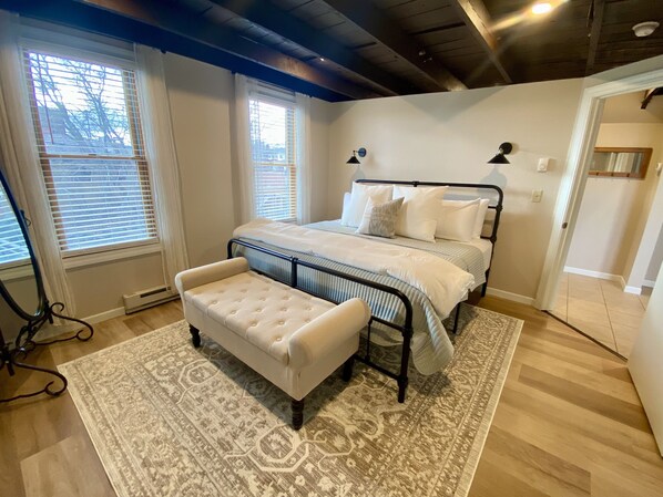 1 bedroom, travel cot, free WiFi, bed sheets