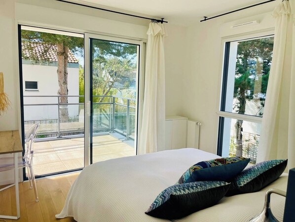 3 chambres, fer et planche à repasser, Wi-Fi gratuit