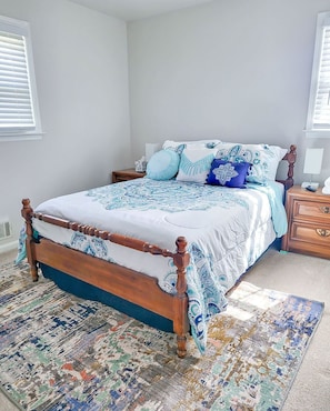 4 bedrooms, iron/ironing board, WiFi, bed sheets - Amazing Women’s and Men’s Masters Tournament Rental- Fully Remodeled. (Martinez)