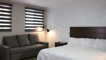 Superior Quadruple Room | Blackout drapes, iron/ironing board, free WiFi, bed sheets