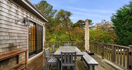 Family retreat w/ outdoor shower, fire pit, plenty of indoor & outdoor space