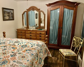 3 Schlafzimmer, Bügeleisen/Bügelbrett, WLAN, Bettwäsche