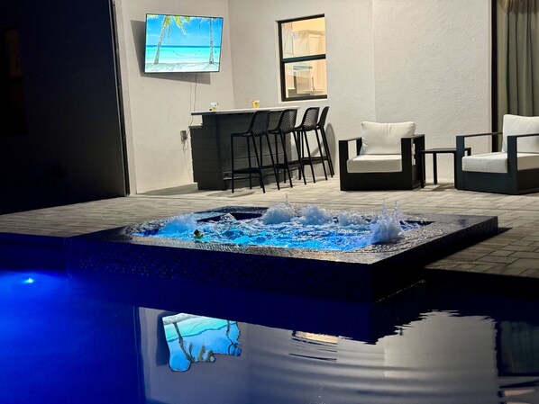 Outdoor pool, a heated pool