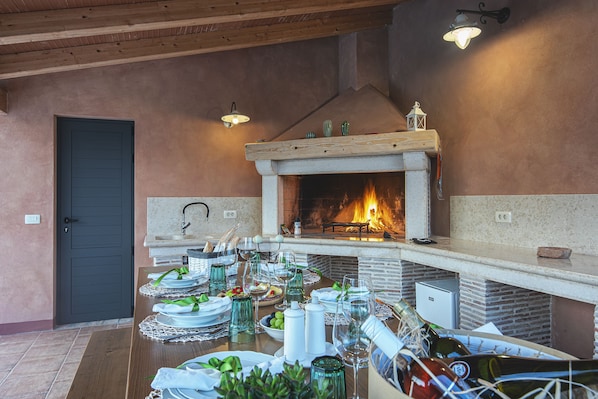 تناول الطعام