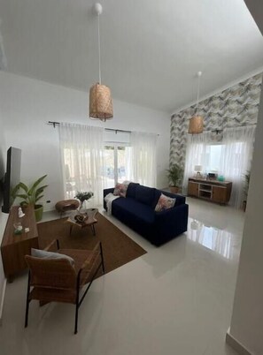 Smart TV - Villa linda Punta Cana price is all inclusive (Bavaro)