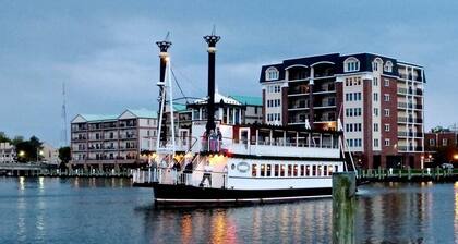 Upscale Condo in Historic Downtown Cambridge, Maryland