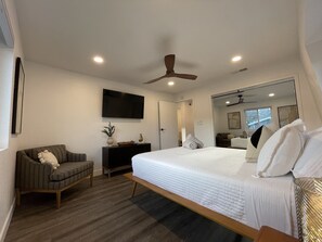 2 habitaciones, tabla de planchar con plancha y wifi gratis 