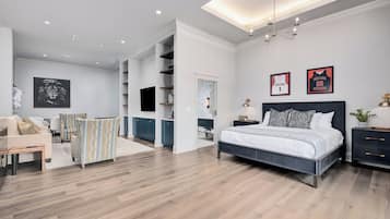 1 bedroom, bed sheets