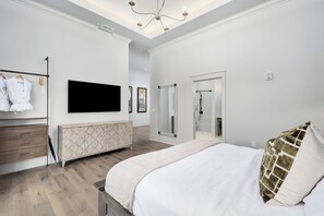 1 bedroom, bed sheets, wheelchair access