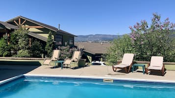 Piscine extérieure, piscine chauffée