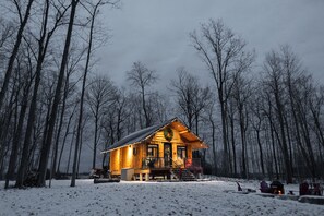 Exterior - Hidden Creekside Cabin  (Rodney)