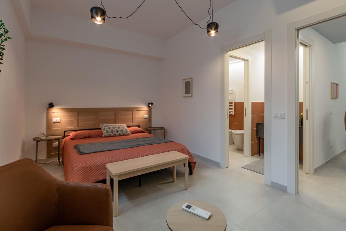 Chambre Ville | Draps en coton égyptien, literie de qualité, bureau