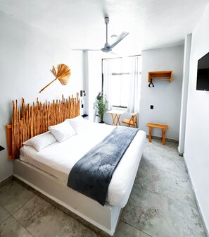 Basic Room, 1 King Bed | Individually decorated, individually furnished, free WiFi - Corazon de Teco (Tecolutla)