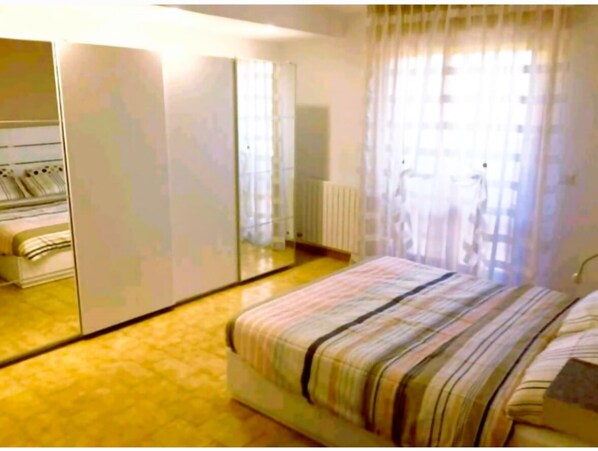 2 bedrooms