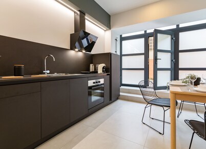 Battle Kitchen Loft