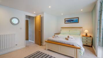 2 bedrooms, free WiFi