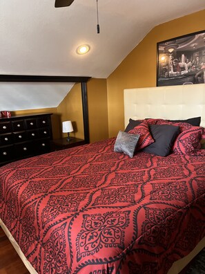 3 sovrum, skrivbord, strykjärn/strykbräda och gratis wi-fi