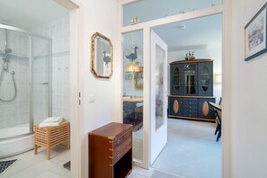 Imagen sin descripción, 4 de 25, botón