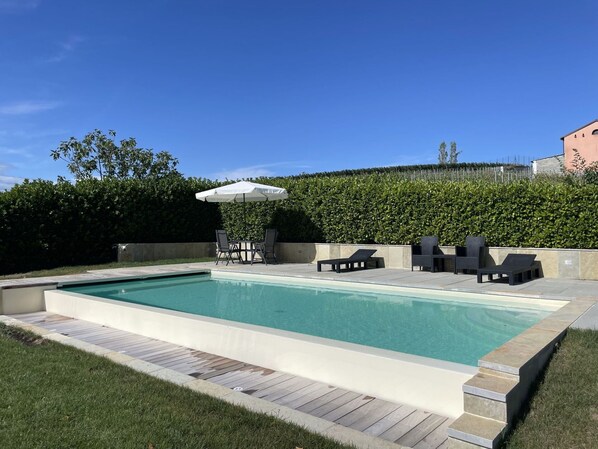 Pool - Stunning private villa for 8 guests with WIFI, A/C, private pool, TV and terrace (Calliano)