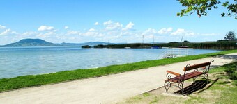 Mooi vrijstaand vakantiehuis met privé zwembad, WIFI, TV, terras, panorama, huisdieren toegestaan