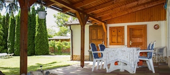 Stunning private villa for 5 people with WIFI, TV, terrace and parking