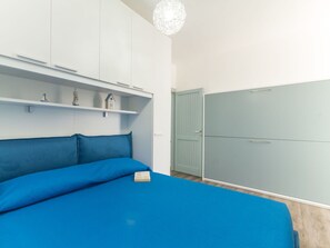 1 chambre, lit parapluie