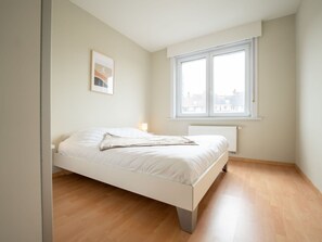 2 Schlafzimmer, Reisekinderbett, kostenloses WLAN