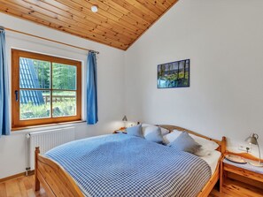 3 Schlafzimmer, Reisekinderbett, kostenloses WLAN