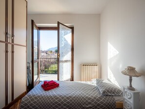 2 habitaciones, cuna de viaje y wifi gratis 