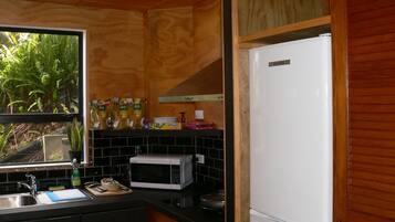 Fridge, microwave, stovetop, electric kettle