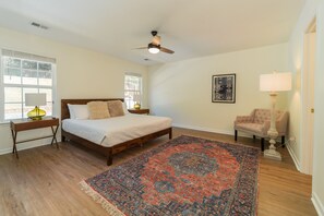 4 Schlafzimmer, Bügeleisen/Bügelbrett, WLAN, Bettwäsche