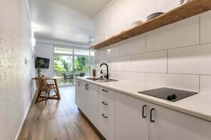 Fridge, microwave, stovetop, toaster