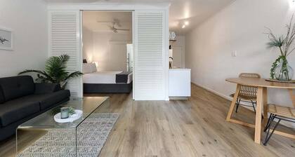Ocean Palms Apartments, one-bedroom apartments in the heart of Port Douglas