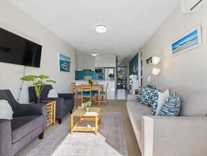 Smart TV - Sea views at Alex Heads. (Sunshine Coast)