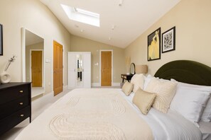 Apartment | 3 bedrooms - The Tooting Hideout - Dazzling 3bdr Flat With Balcony (London)