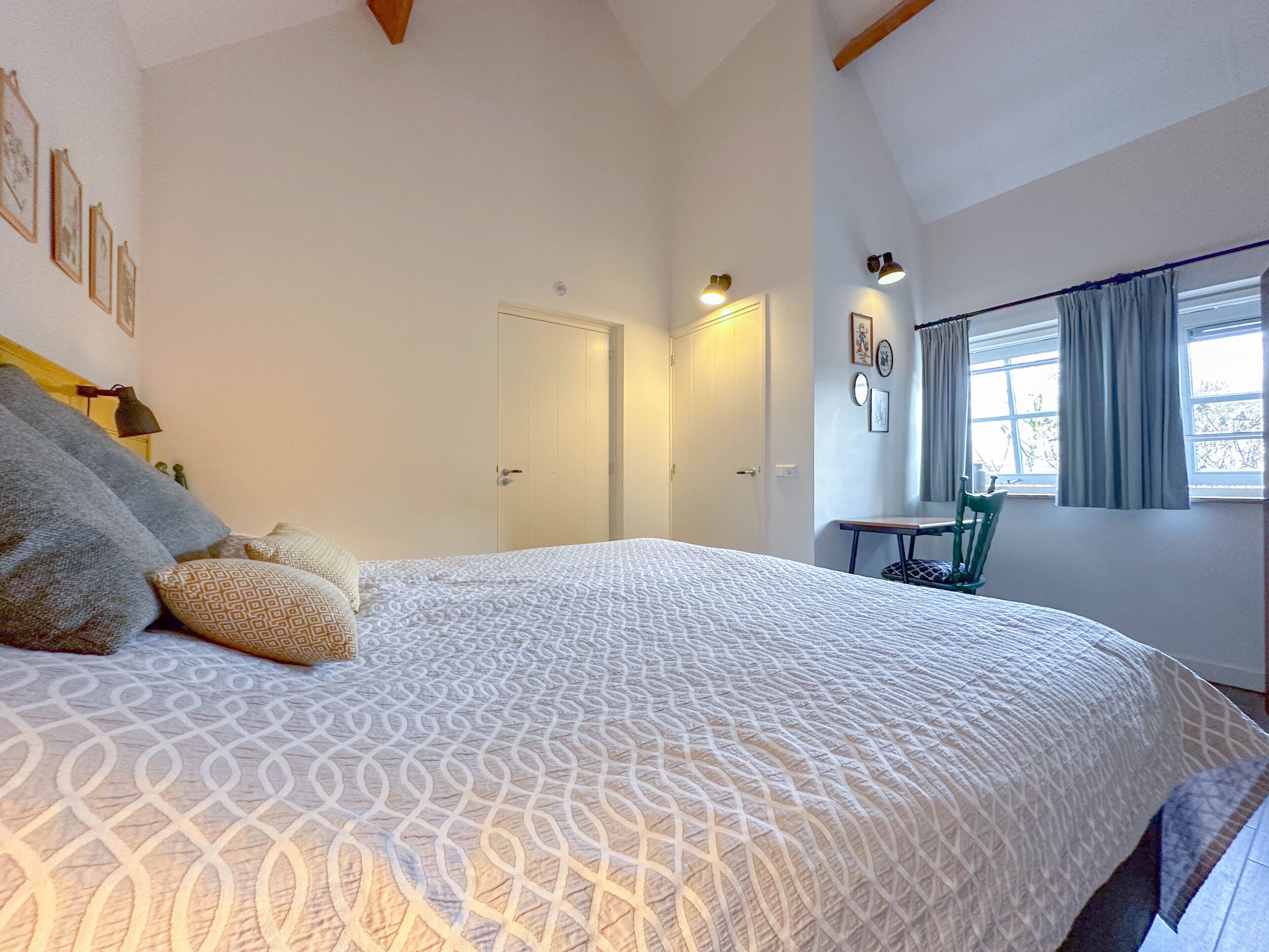 3 chambres, fer et planche à repasser, accès Internet